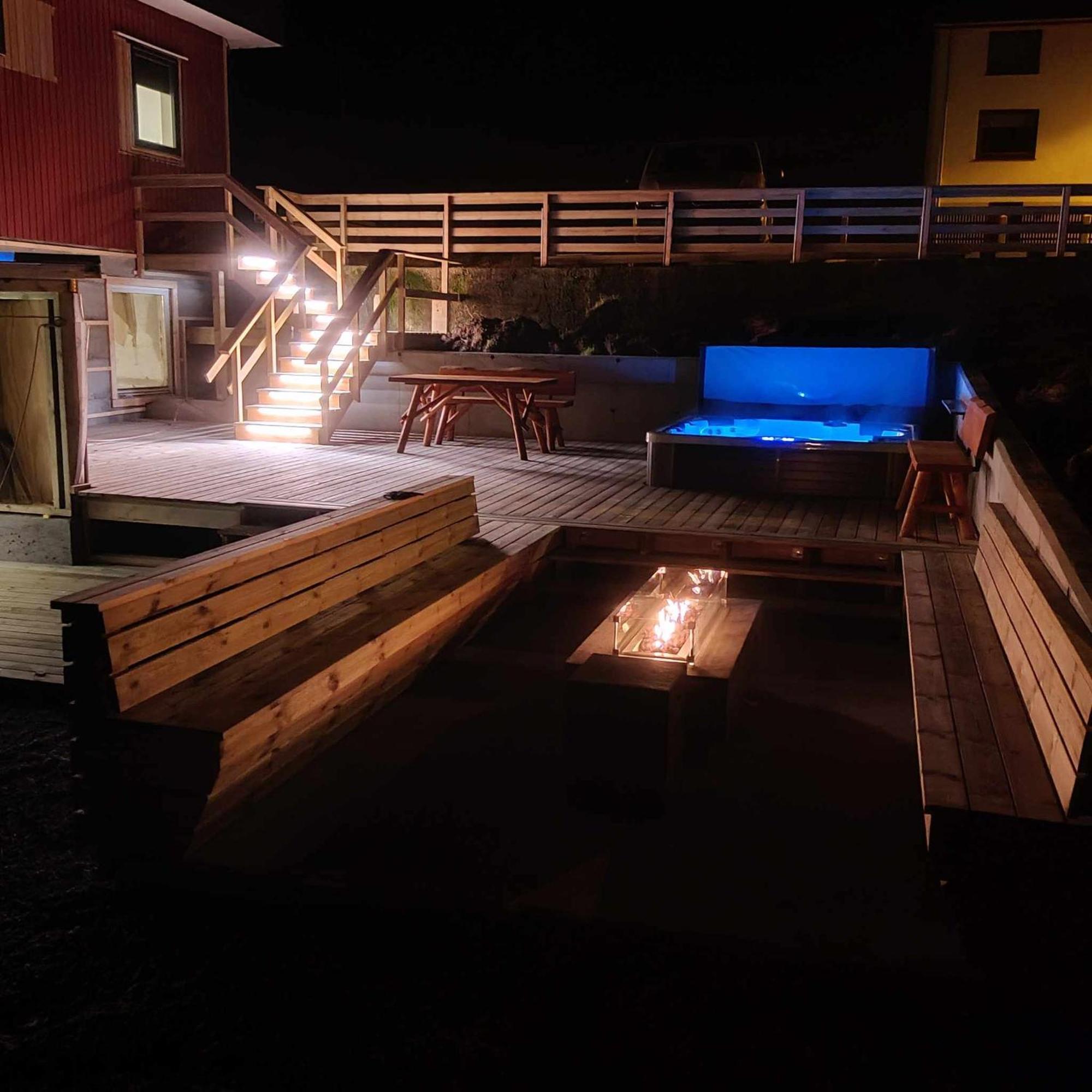 New Flat With Hot Tub - No3 Apartment Oyndarfjordur Exterior photo